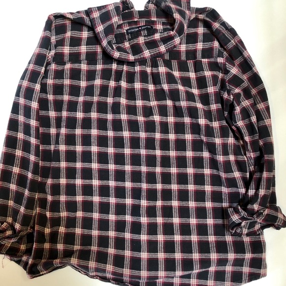 BRANDY MELVILLE RED BLACK FLANNEL - Picture 4 of 4
